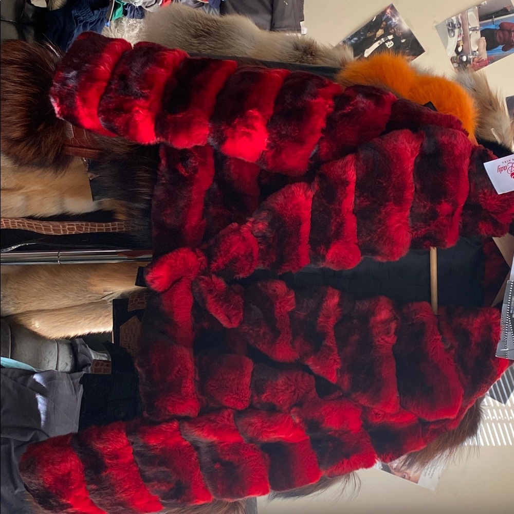 Luxurious Red Faux Fur Bomber Jacket - Picture 3 of 5